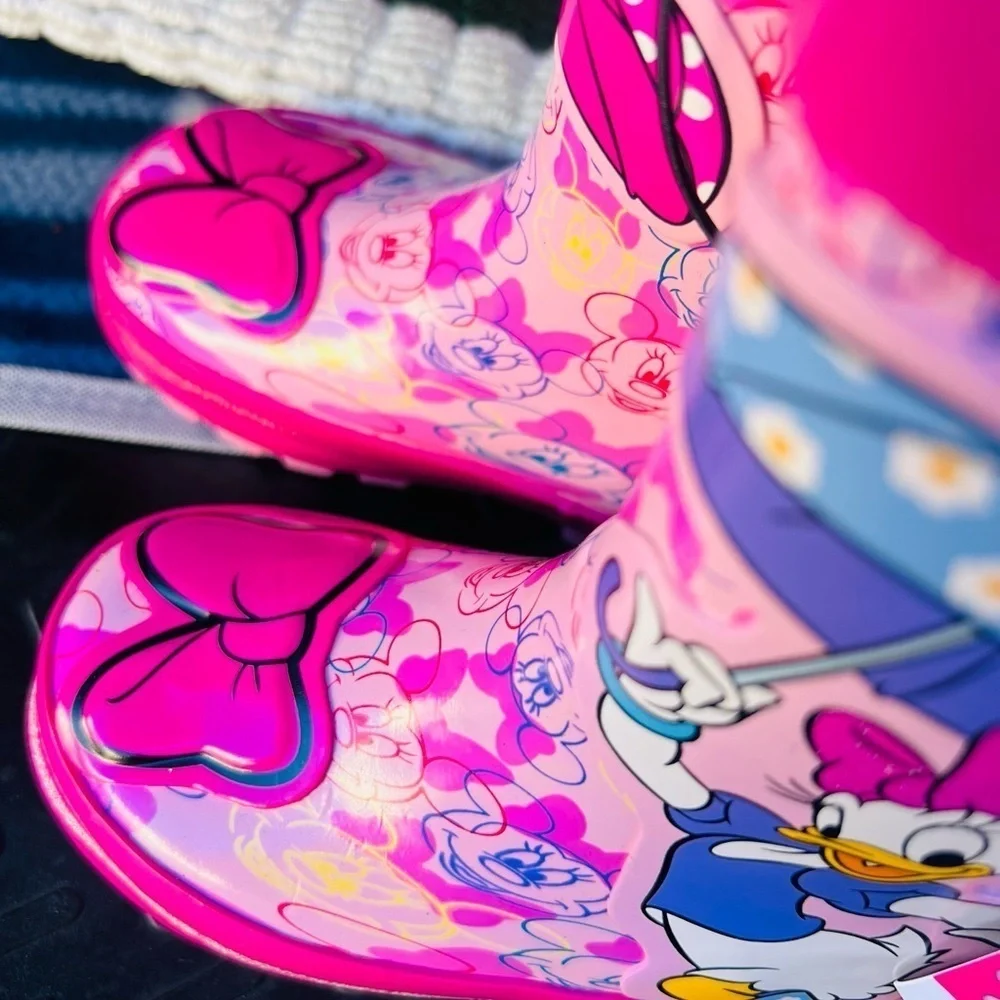 Minnie Mouse Toddler Girls Rain Boots, Sizes 5/6 NEW